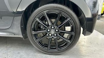 Toyota Yaris 1.5 VVT-h GR SPORT Hatchback 5dr Petrol Hybrid E-CVT Euro 6 (s/s