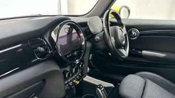 MINI Electric Hatch Cooper SE 32.6kWh Level 2 Hatchback 3dr Electric Auto (184 ps)