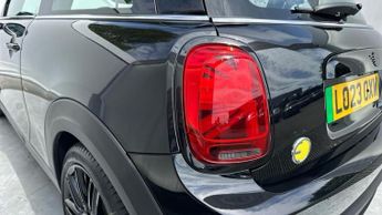 MINI Electric Hatch Cooper SE 32.6kWh Level 2 Hatchback 3dr Electric Auto (184 ps)