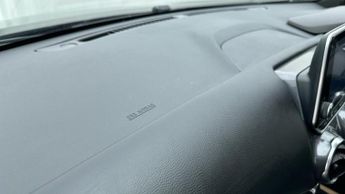 Nissan Juke 1.6 N-Connecta SUV 5dr Petrol Hybrid Auto Euro 6 (143 ps)