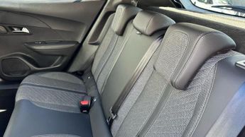Peugeot 2008 1.2 PureTech Allure SUV 5dr Petrol EAT Euro 6 (s/s) (130 ps)