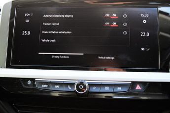 Vauxhall Grandland 1.6 13.2kWh GS Line SUV 5dr Petrol Plug-in Hybrid Auto Euro 6 (s