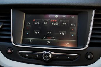 Vauxhall Grandland X 1.2 Turbo SE Premium SUV 5dr Petrol Auto Euro 6 (s/s) (130 ps)