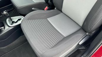 Toyota Yaris 1.5 VVT-h Design Hatchback 5dr Petrol Hybrid E-CVT Euro 6 (s/s) 
