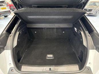 Peugeot 3008 1.2 Hybrid 136 GT 5dr e-DSC6