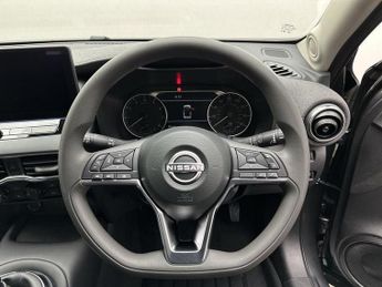 Nissan Juke 1.0 DiG-T Acenta Premium 5dr