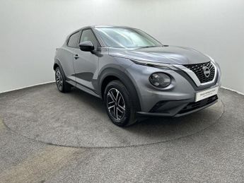 Nissan Juke 1.0 DiG-T N-Connecta 5dr DCT