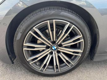 BMW 3 Series 2.0 320i M Sport Auto Euro 6 (s/s) 4dr