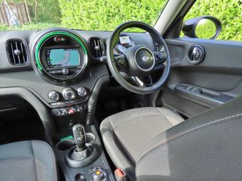 MINI Countryman 1.5 Cooper Classic SUV 5dr Petrol Steptronic Euro 6 (s/s) (136 p