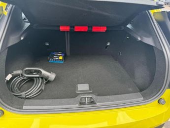 Volvo EX30 Single Motor Extended Range 69kWh Plus Auto 5dr