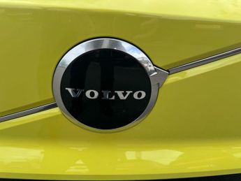 Volvo EX30 Single Motor Extended Range 69kWh Plus Auto 5dr