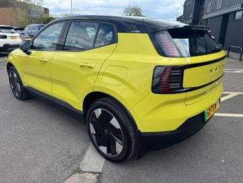 Volvo EX30 Single Motor Extended Range 69kWh Plus Auto 5dr
