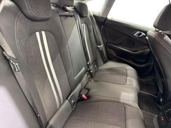 BMW 2 SERIES 220i Sport 4dr Step Auto