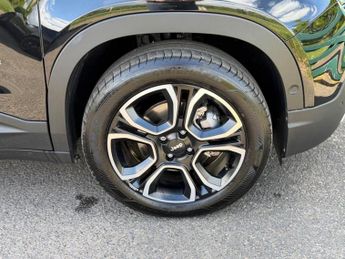 Jeep Avenger 54kWh e-Summit Auto 5dr