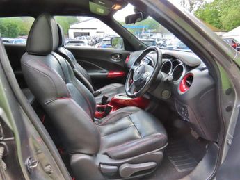 Nissan Juke 1.6 Tekna SUV 5dr Petrol XTRON Euro 6 (117 ps)