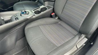 Nissan Leaf 40kWh Acenta Hatchback 5dr Electric Auto (150 ps)