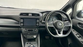 Nissan Leaf 40kWh Acenta Hatchback 5dr Electric Auto (150 ps)