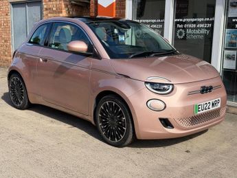Fiat 500e 42kWh La Prima Auto 3dr