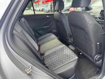 Volkswagen T-Roc 1.5 TSI R-Line SUV 5dr Petrol DSG Euro 6 (s/s) (150 ps)