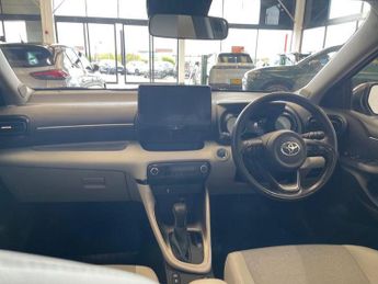 Toyota YARIS 1.5 Hybrid Excel 5dr CVT