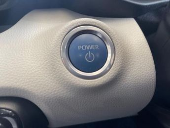 Toyota YARIS 1.5 Hybrid Excel 5dr CVT