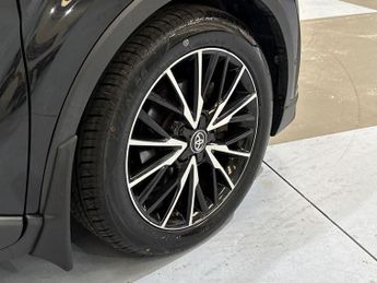 Toyota C-HR 1.8 Hybrid Excel 5dr CVT [Leather]