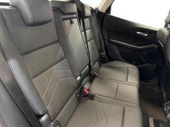 BMW 2 SERIES 220i MHT Luxury 5dr DCT