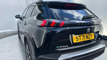 Peugeot E-2008 50kWh GT Premium SUV 5dr Electric Auto (136 ps)