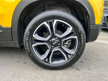 Jeep Avenger 54kWh e-Summit Auto 5dr