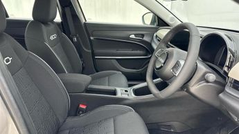 Fiat 600 1.2 MHEV SUV 5dr Petrol Hybrid e-DCT Euro 6 (s/s) (100 ps)