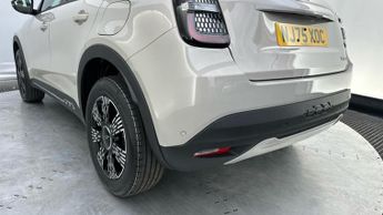 Fiat 600 1.2 MHEV SUV 5dr Petrol Hybrid e-DCT Euro 6 (s/s) (100 ps)
