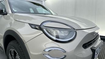 Fiat 600 1.2 MHEV SUV 5dr Petrol Hybrid e-DCT Euro 6 (s/s) (100 ps)