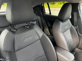 Jeep Avenger 54kWh e-Summit Auto 5dr