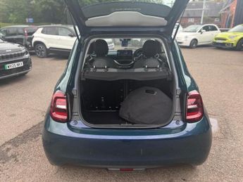Fiat 500e 42kWh Icon Auto 3dr