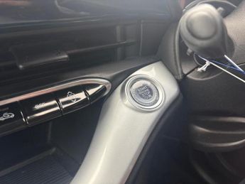 Fiat 500e 42kWh Icon Auto 3dr