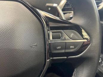 Peugeot 3008 1.2 PureTech Allure Premium+ 5dr EAT8