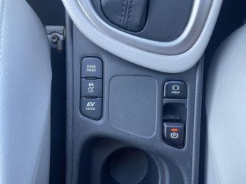 Toyota Yaris 1.5 Hybrid Excel 5dr CVT