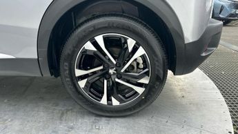 Peugeot E-2008 50kWh Allure Premium + SUV 5dr Electric Auto (7kW Charger) (136 