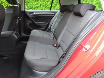 Volkswagen Golf 1.0 TSI BlueMotion Tech SE Hatchback 5dr Petrol DSG Euro 6 (s/s)