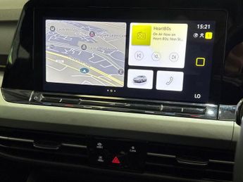 Volkswagen GOLF 1.0 eTSI Life 5dr DSG