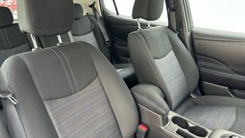 Nissan Leaf 40kWh Acenta Hatchback 5dr Electric Auto (150 ps)