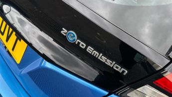 Nissan Leaf 40kWh Acenta Hatchback 5dr Electric Auto (150 ps)