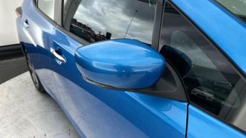 Nissan Leaf 40kWh Acenta Hatchback 5dr Electric Auto (150 ps)