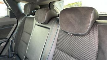Renault Austral 1.2 E-TECH techno esprit Alpine SUV 5dr Petrol Hybrid Auto Euro 