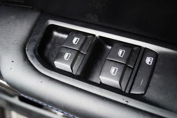 MG MG4 51kWh SE Hatchback 5dr Electric Auto (170 ps)