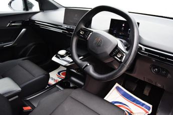 MG MG4 51kWh SE Hatchback 5dr Electric Auto (170 ps)