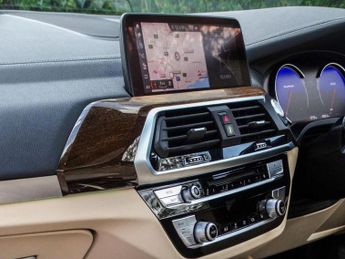 BMW Alpina XD3 3.0d MHT Switchtronic 4WD Euro 6 (s/s) 5dr