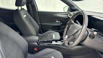 Vauxhall Mokka Electric 50kWh Ultimate SUV 5dr Electric Auto (136 ps)
