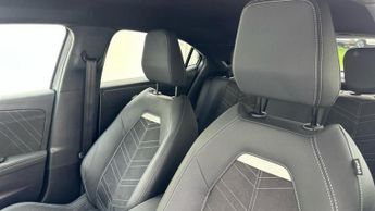Vauxhall Mokka Electric 50kWh Ultimate SUV 5dr Electric Auto (136 ps)