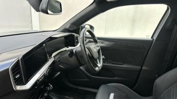 Vauxhall Mokka Electric 50kWh Ultimate SUV 5dr Electric Auto (136 ps)